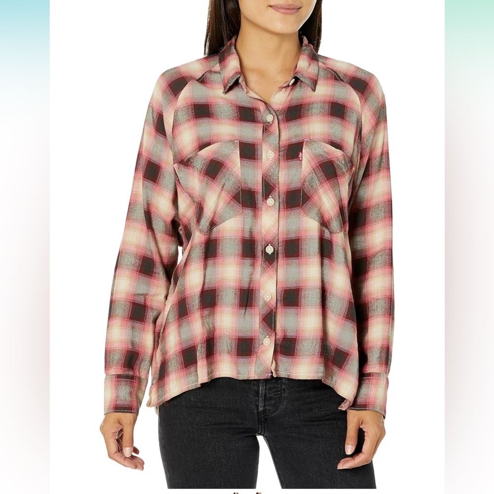 Levi Women Button Up Shirt